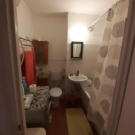 Moblierte 2 Zimmerwohnung In Apartman